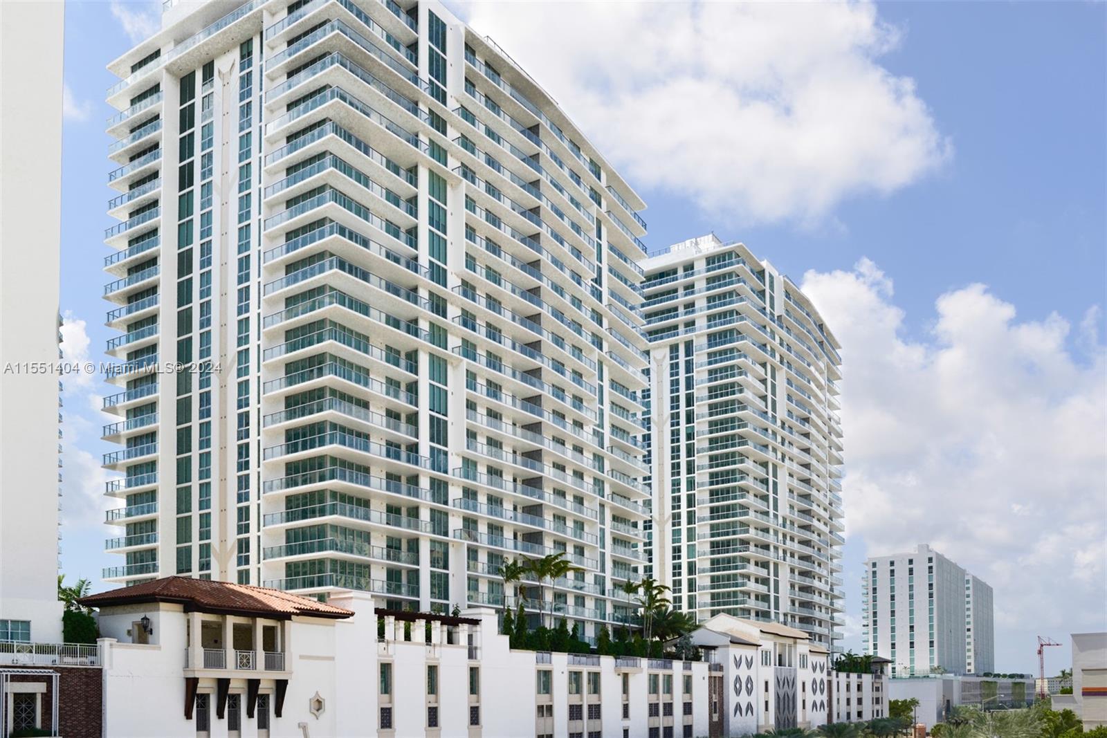 300 Sunny Isles Blvd # 906 Unit: 4-906