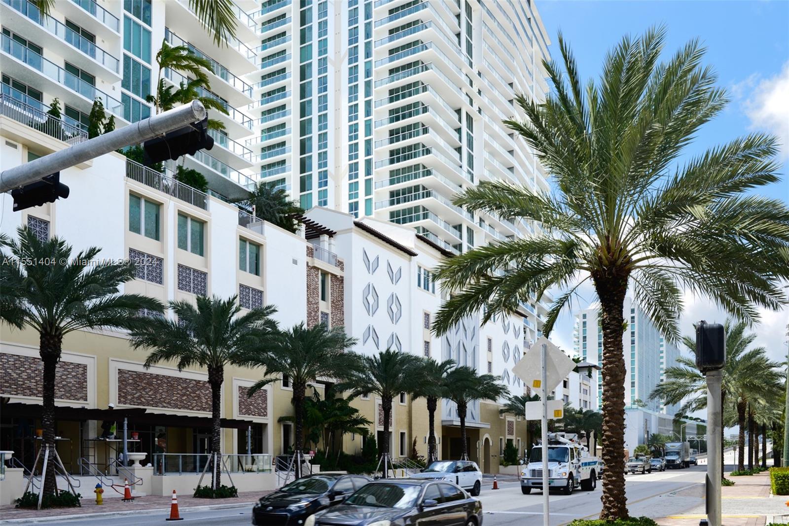 300 Sunny Isles Blvd # 906 Unit: 4-906