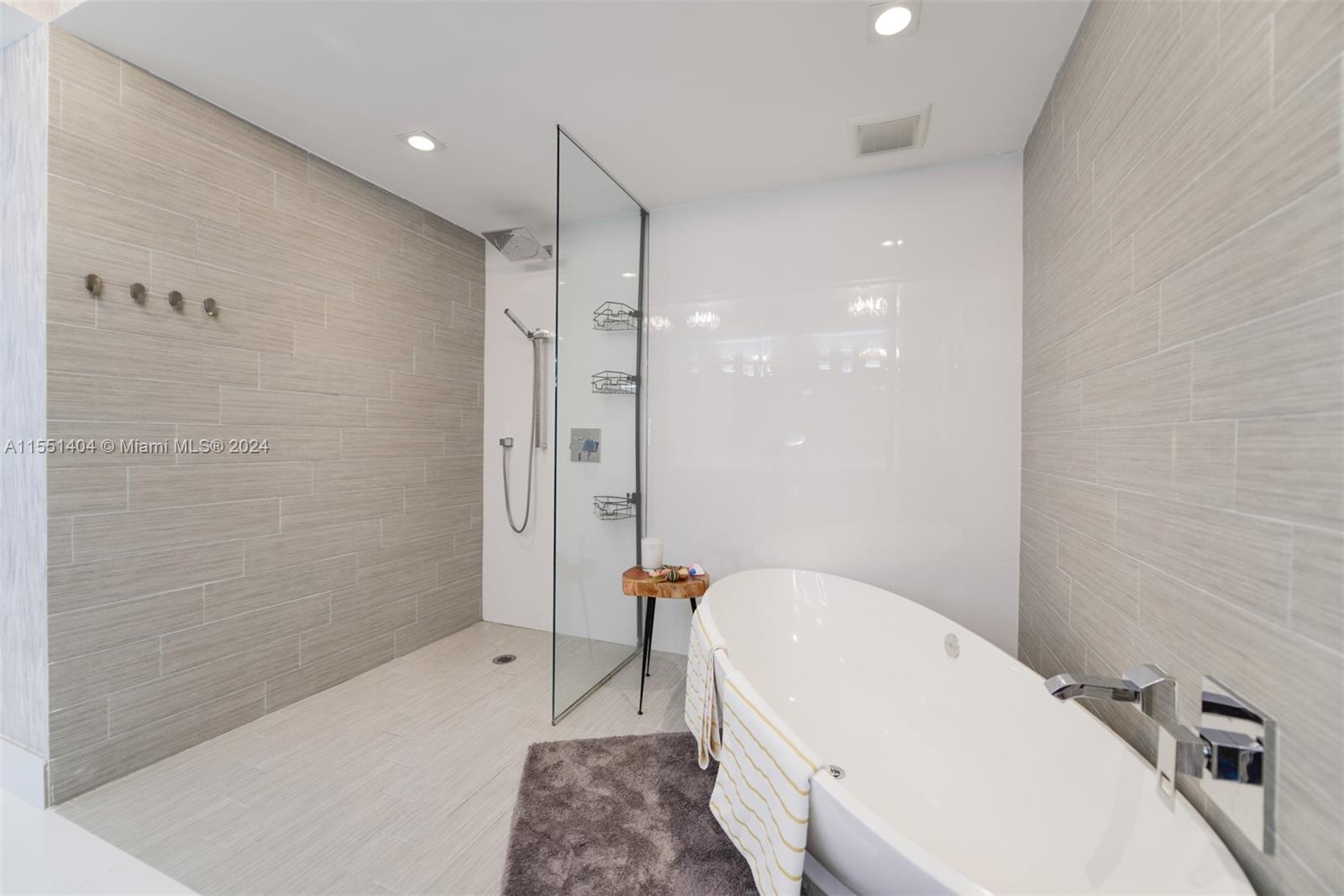 300 Sunny Isles Blvd # 906 Unit: 4-906