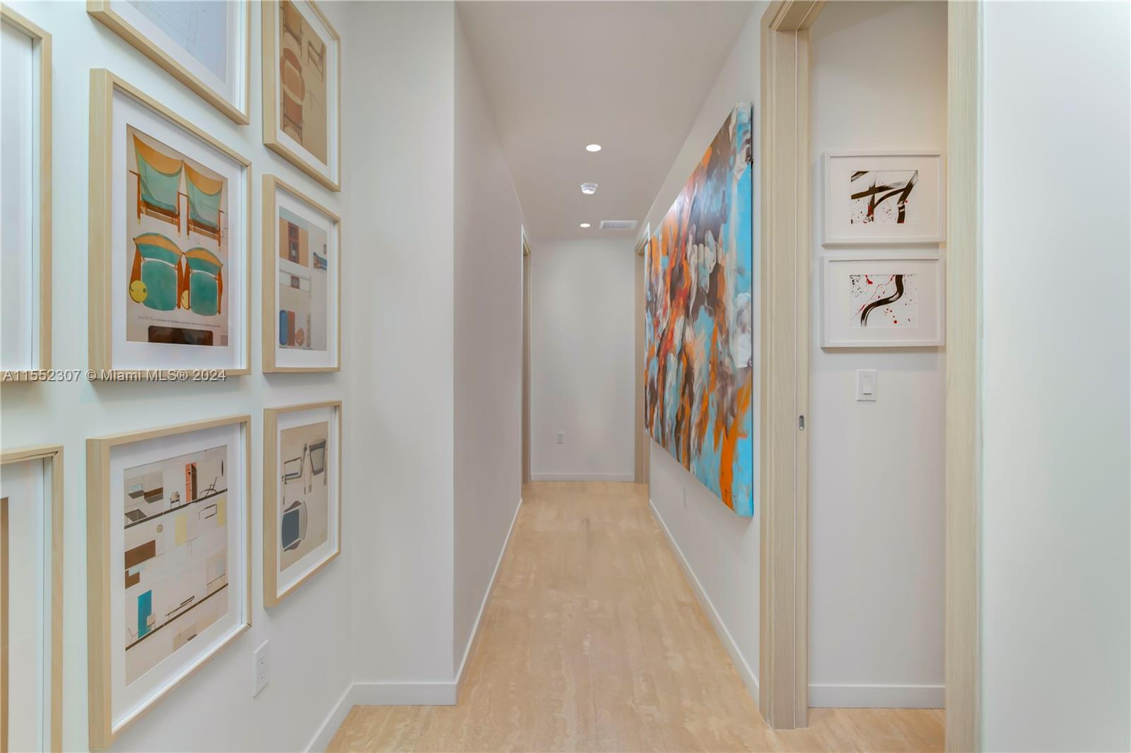 1000 Brickell Plz Unit: PH5703