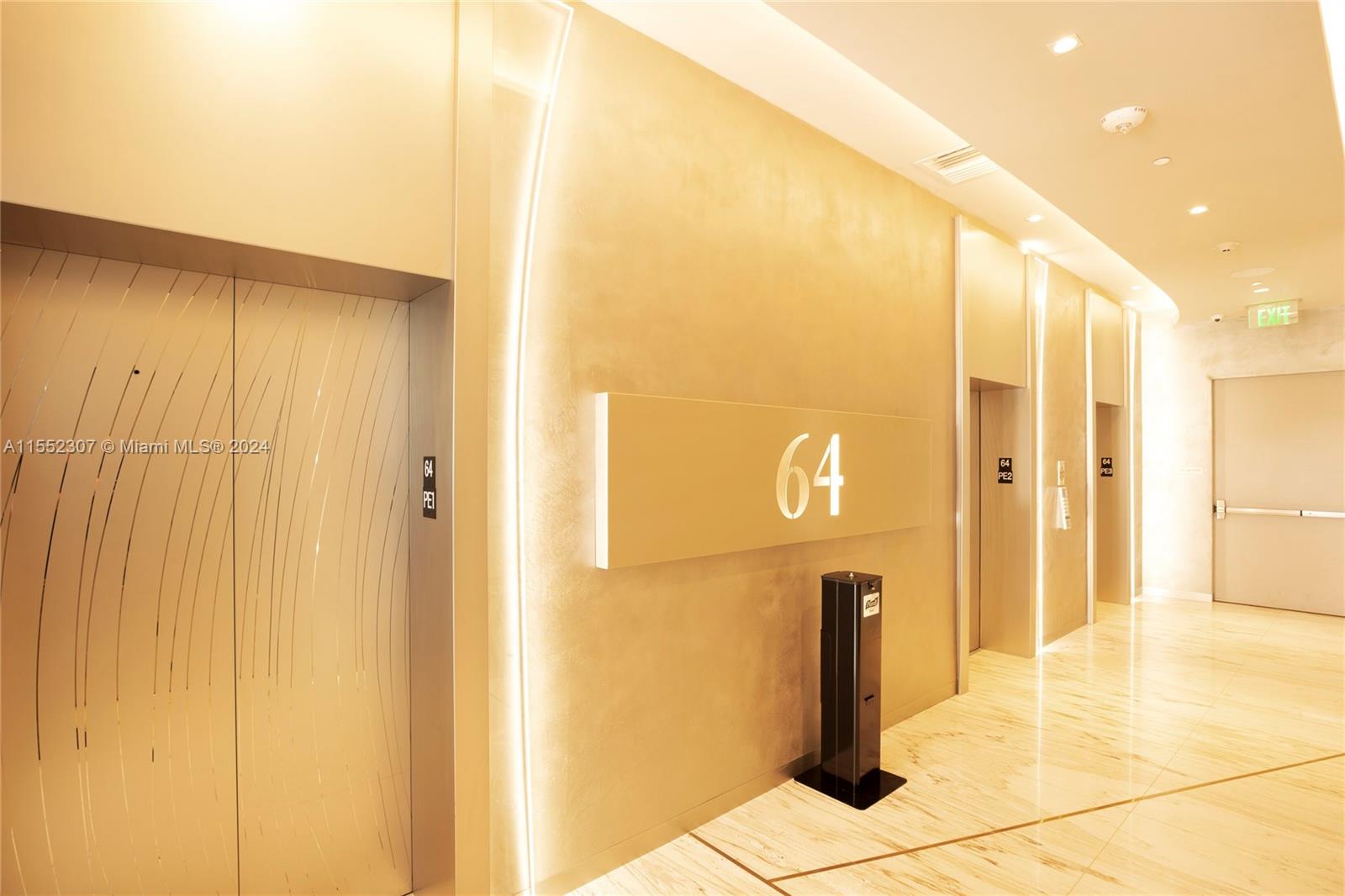 1000 Brickell Plz Unit: PH5703