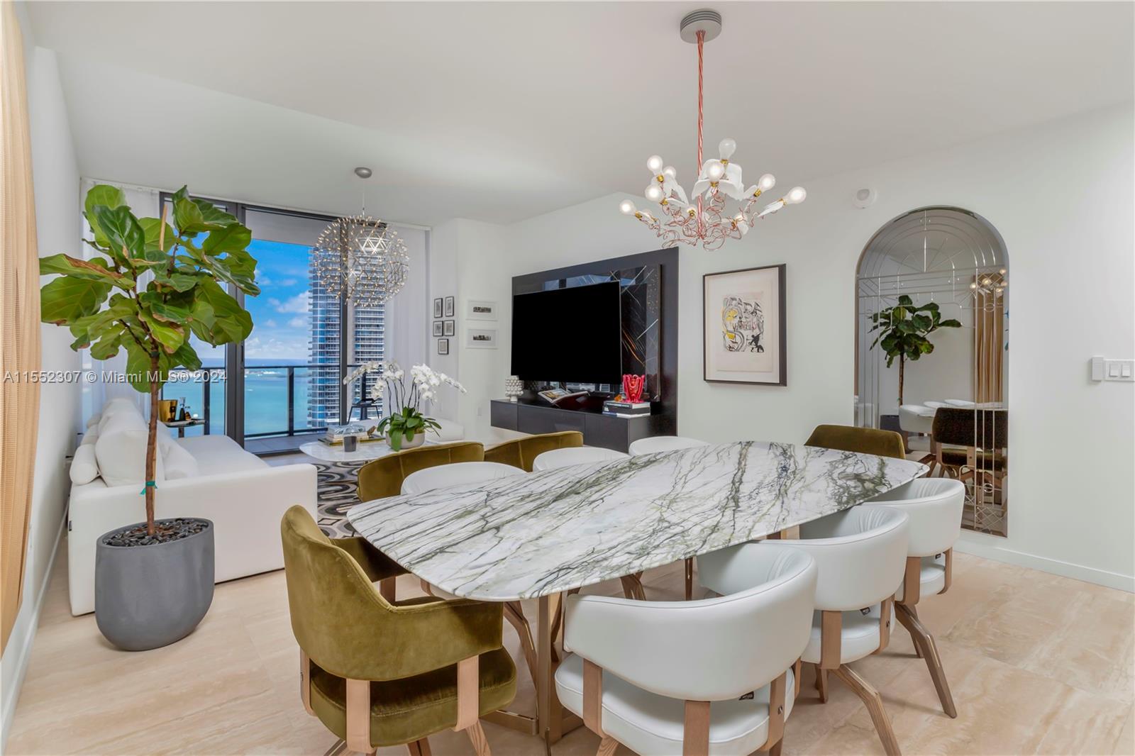 1000 Brickell Plz Unit: PH5703