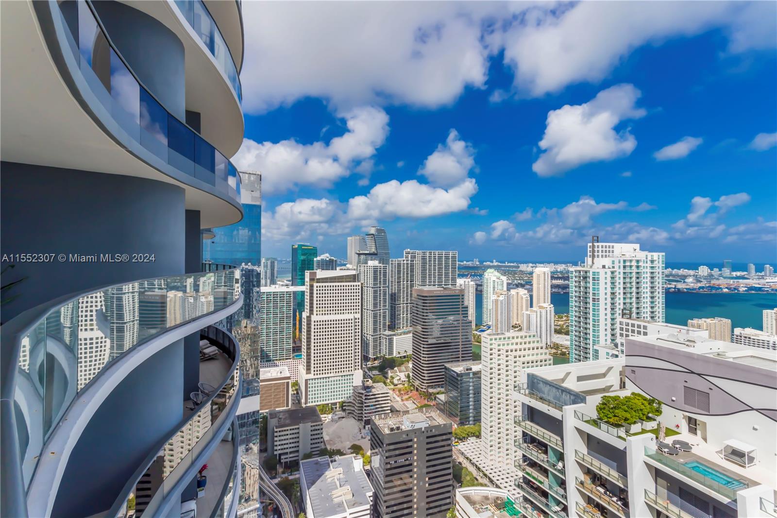 1000 Brickell Plz Unit: PH5703