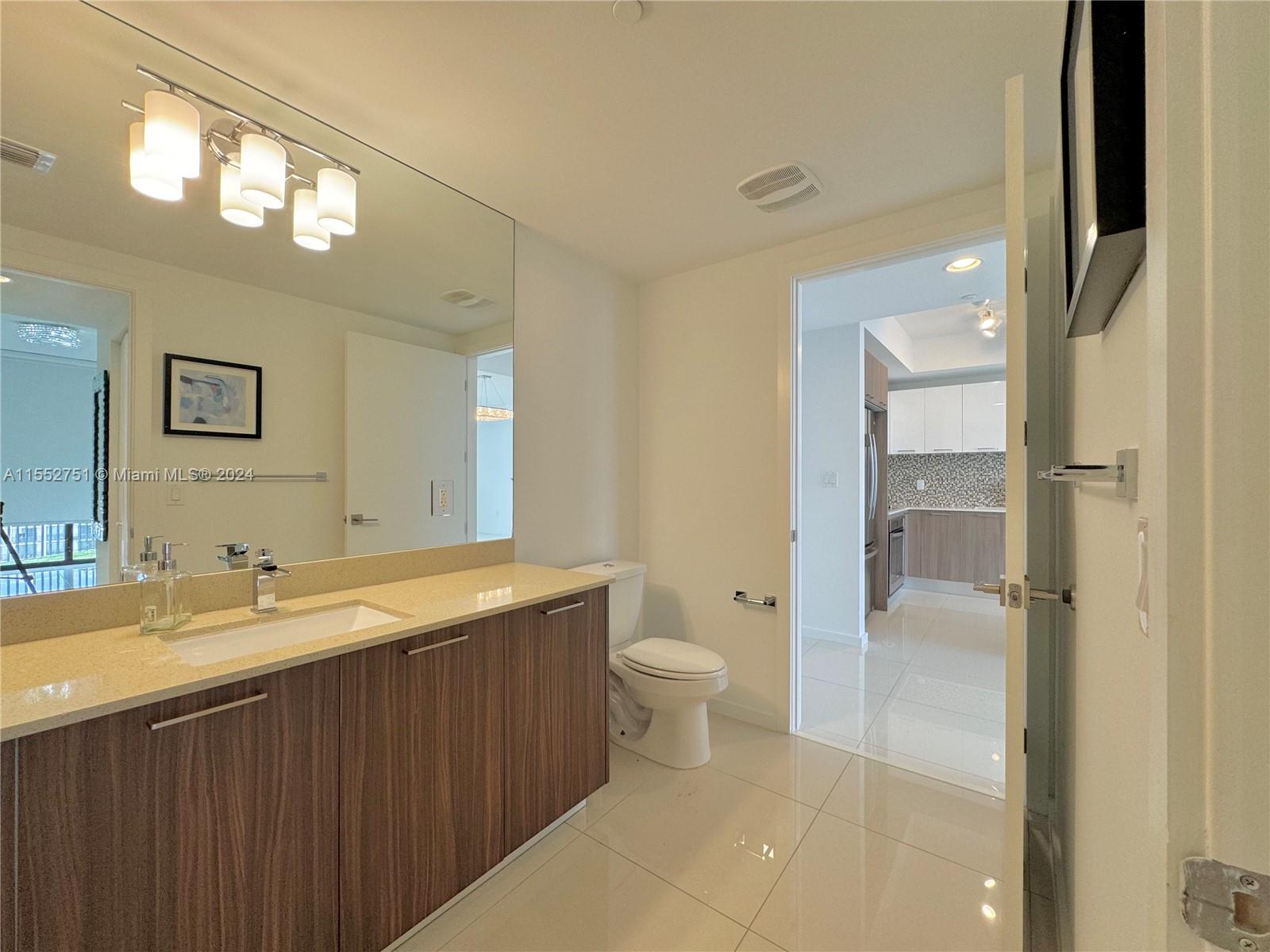 5300 Paseo Blvd # 1805