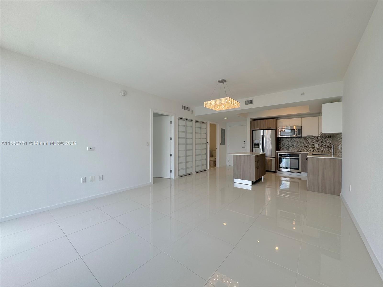 5300 Paseo Blvd # 1805