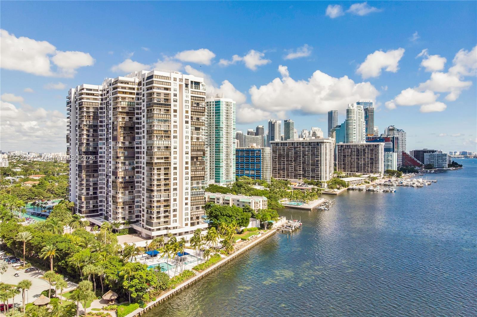 2333 Brickell Ave Unit: PH208