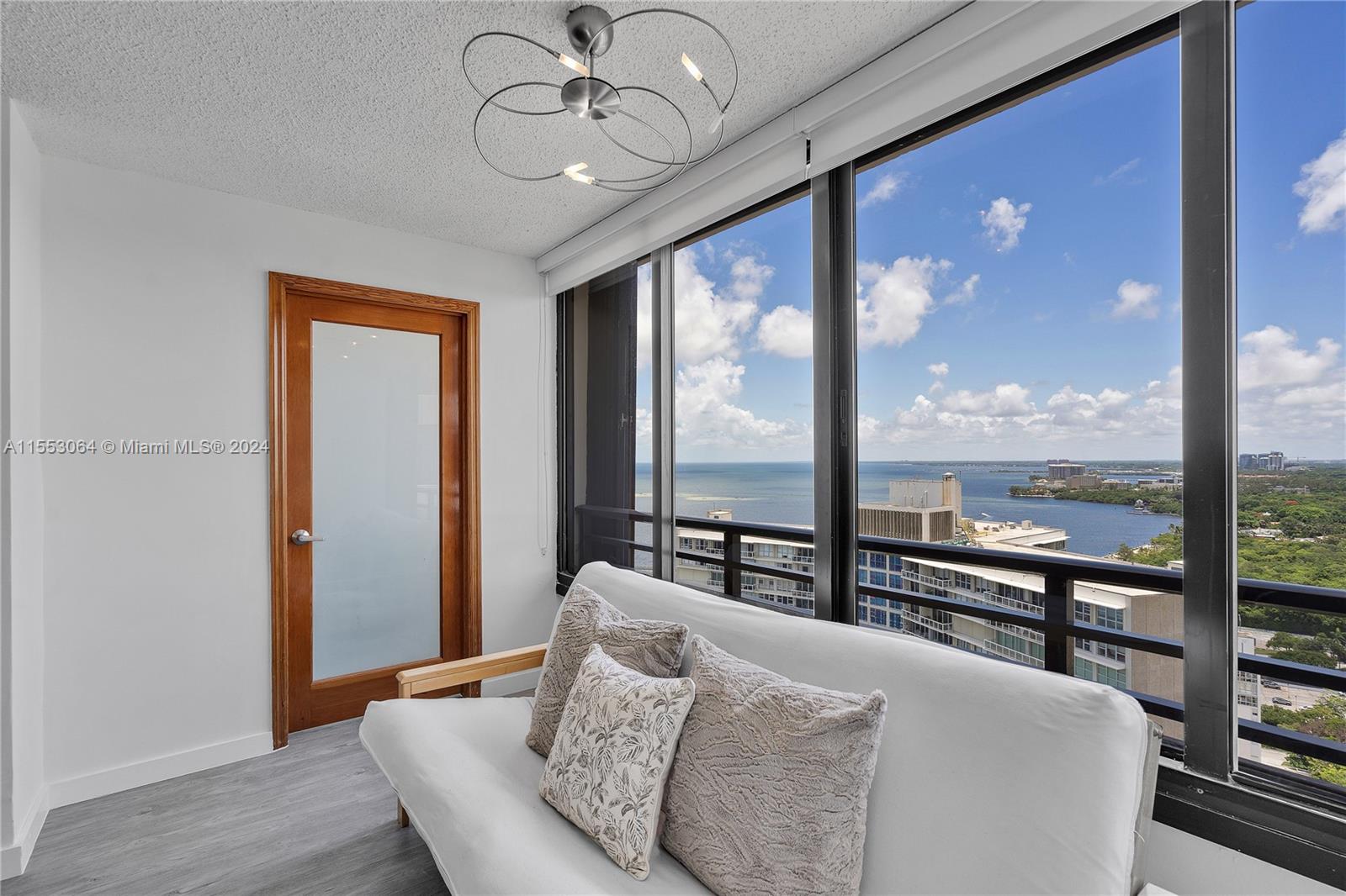 2333 Brickell Ave Unit: PH208