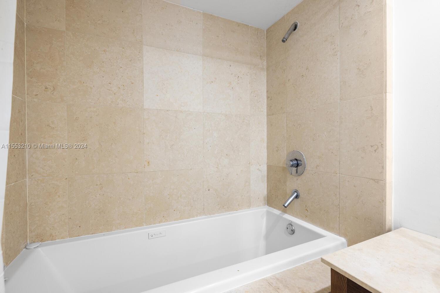 475 Brickell Ave # 2611