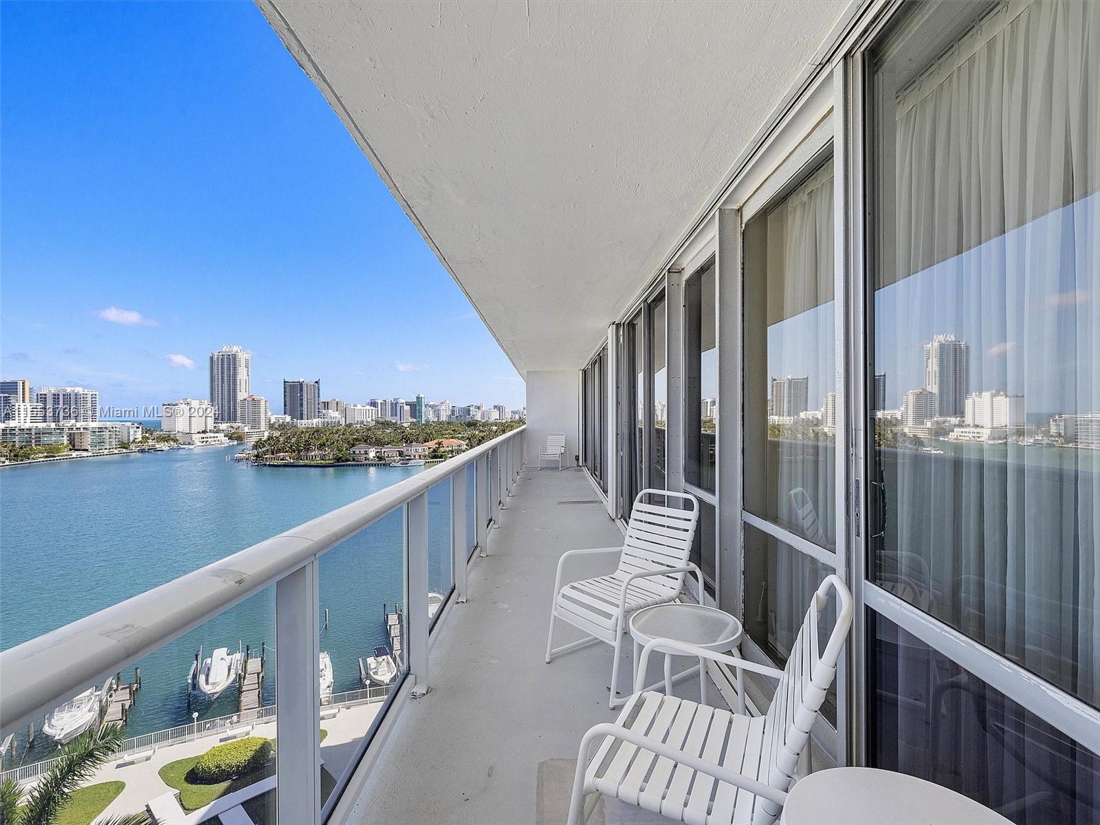 900 Bay Dr # 922
