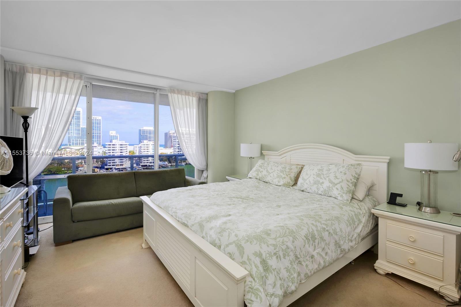 900 Bay Dr # 922