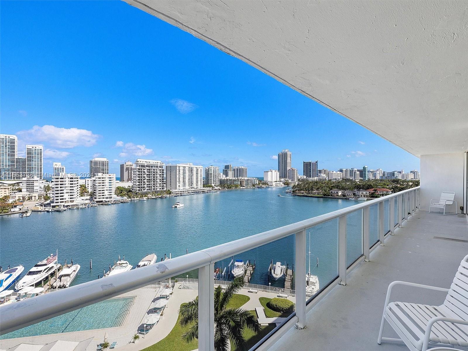 900 Bay Dr # 922