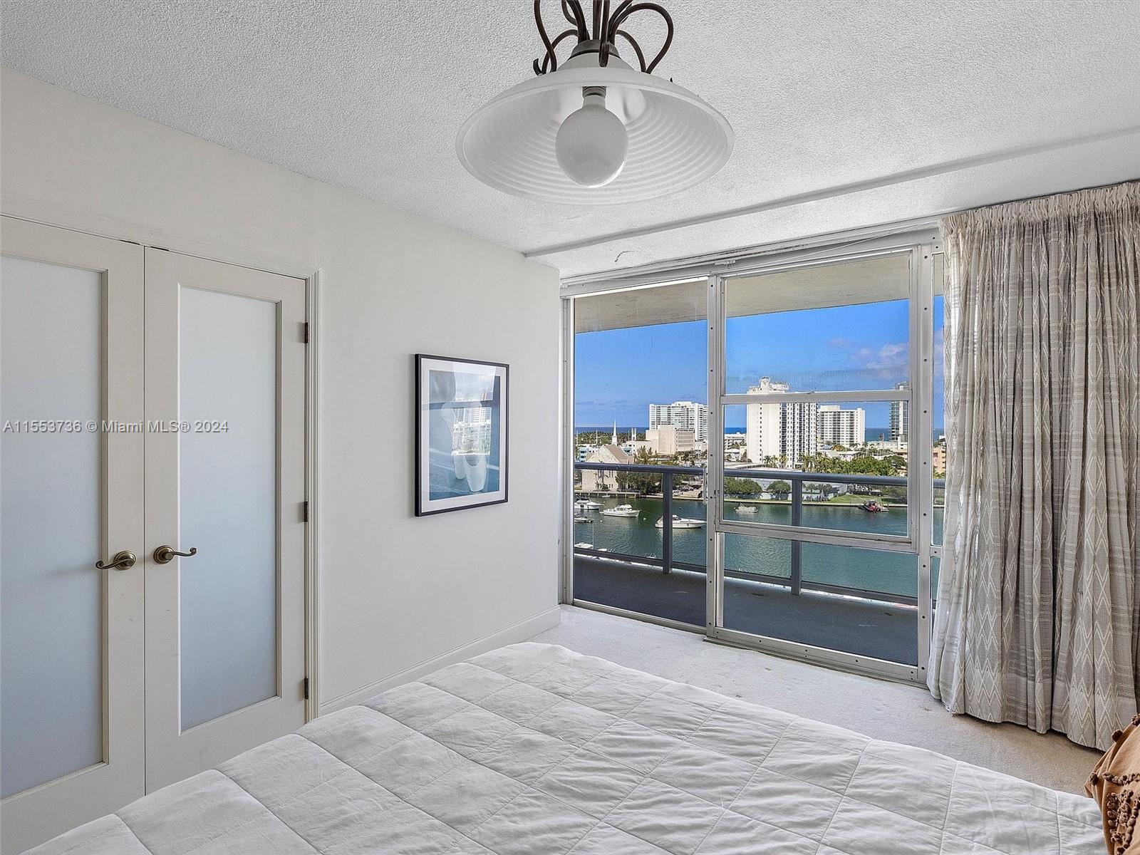 900 Bay Dr # 922