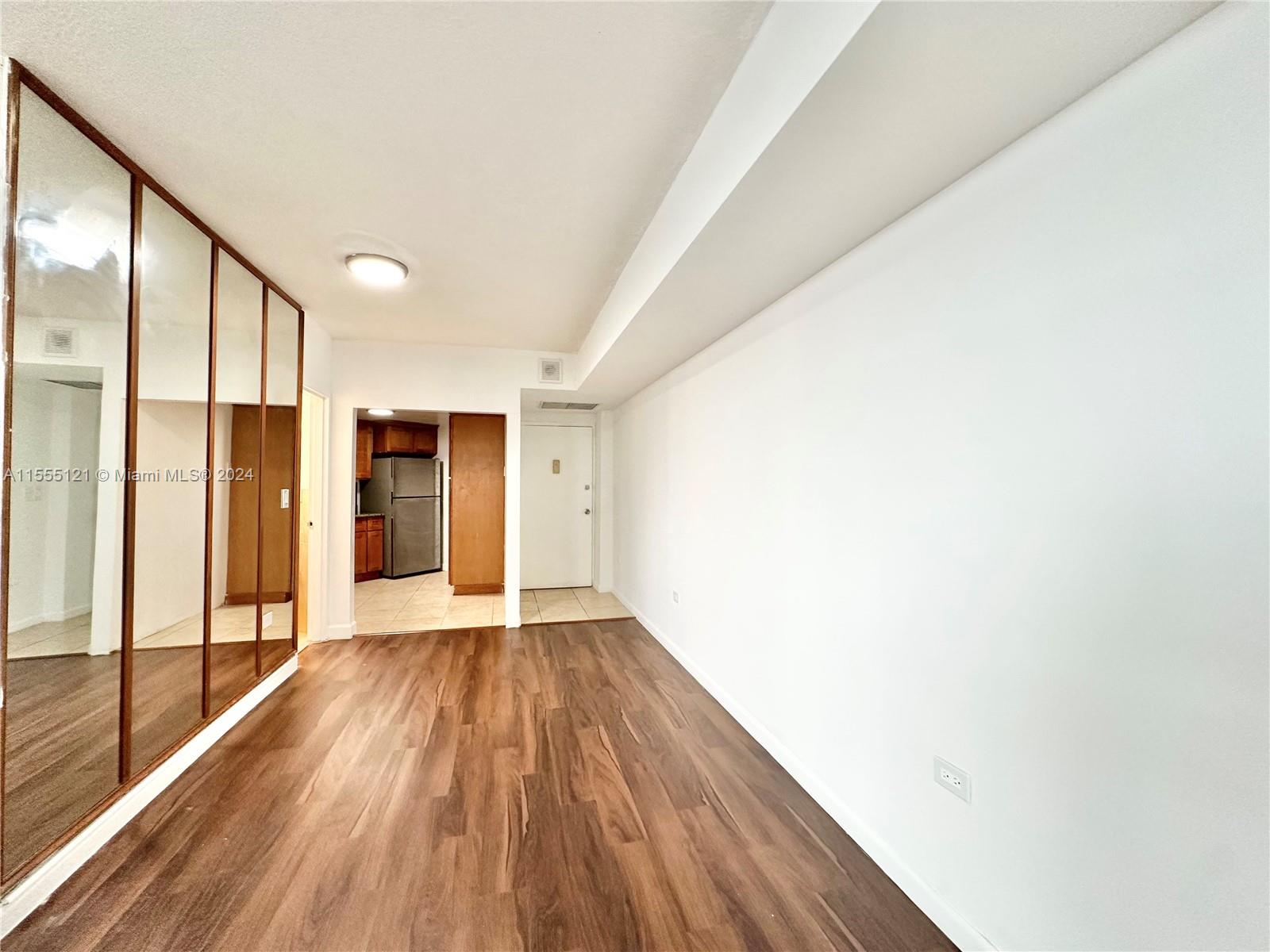 825 Brickell Bay Dr # 344