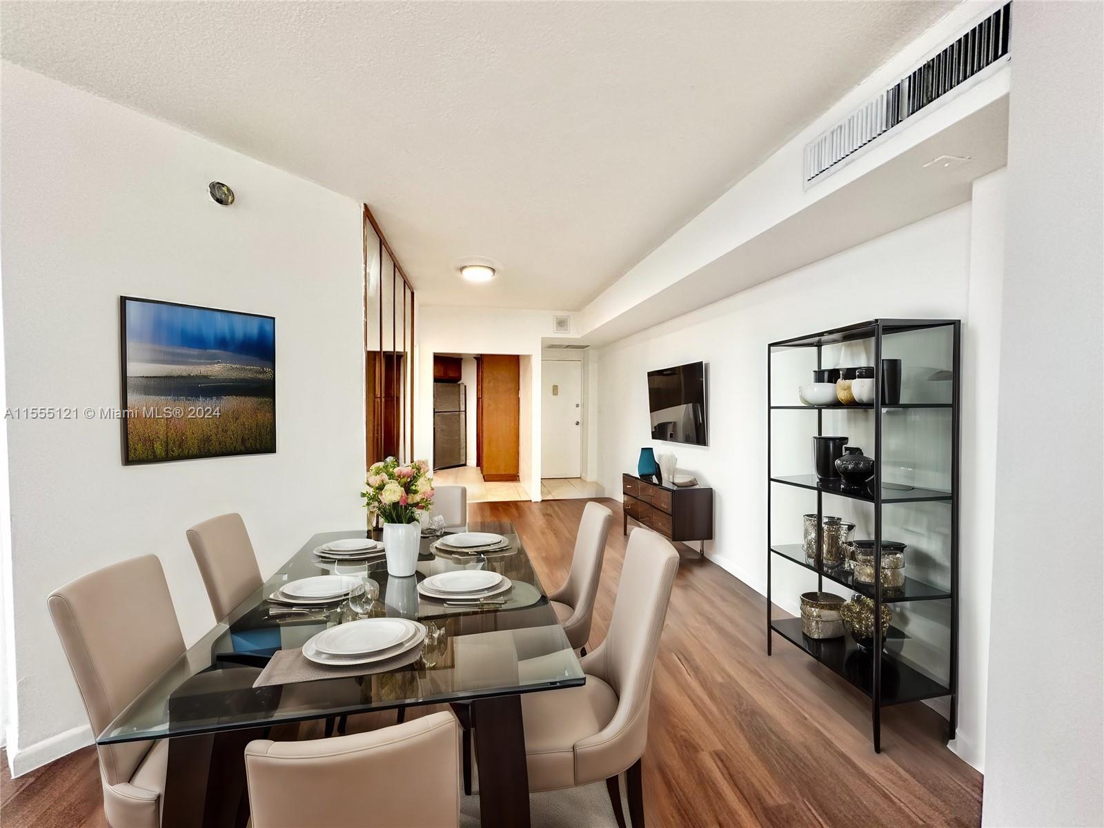 825 Brickell Bay Dr # 344