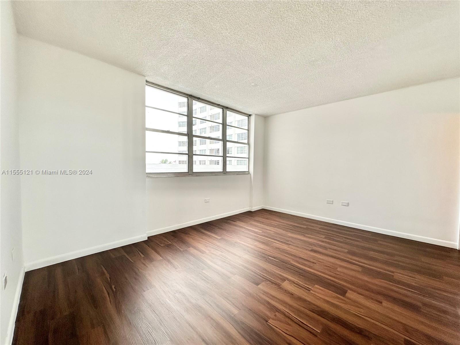 825 Brickell Bay Dr # 344