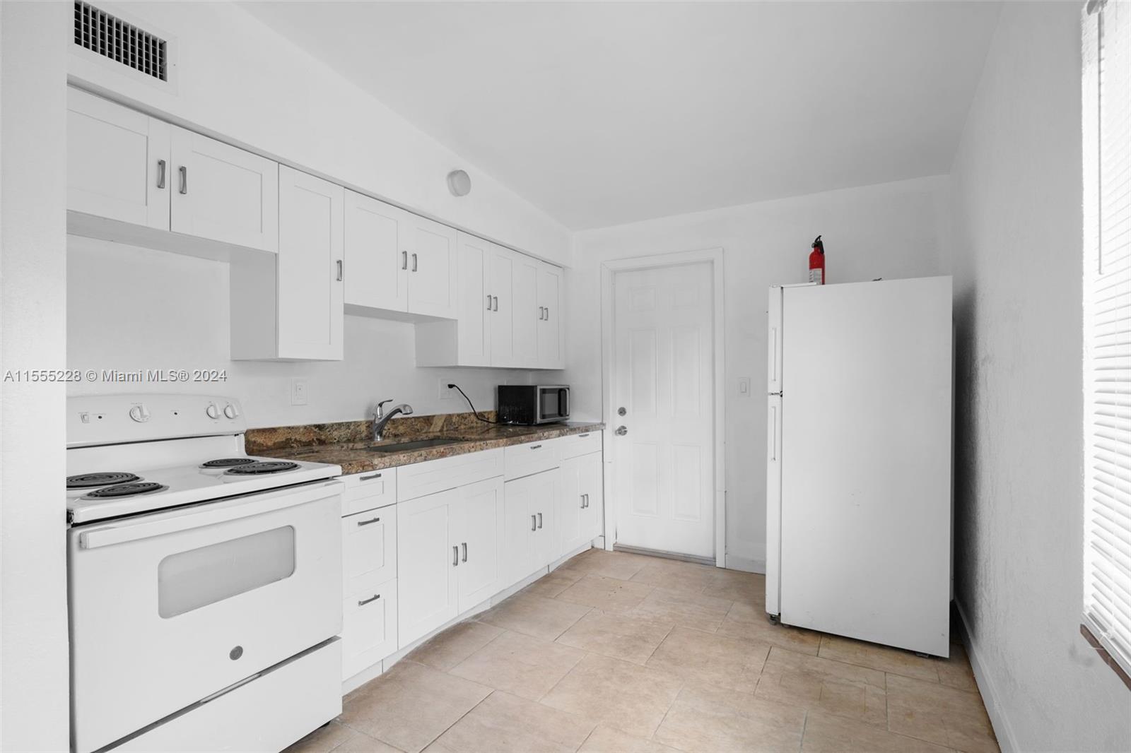 1896 Service Rd # 0, Opa-Locka Unit: 0