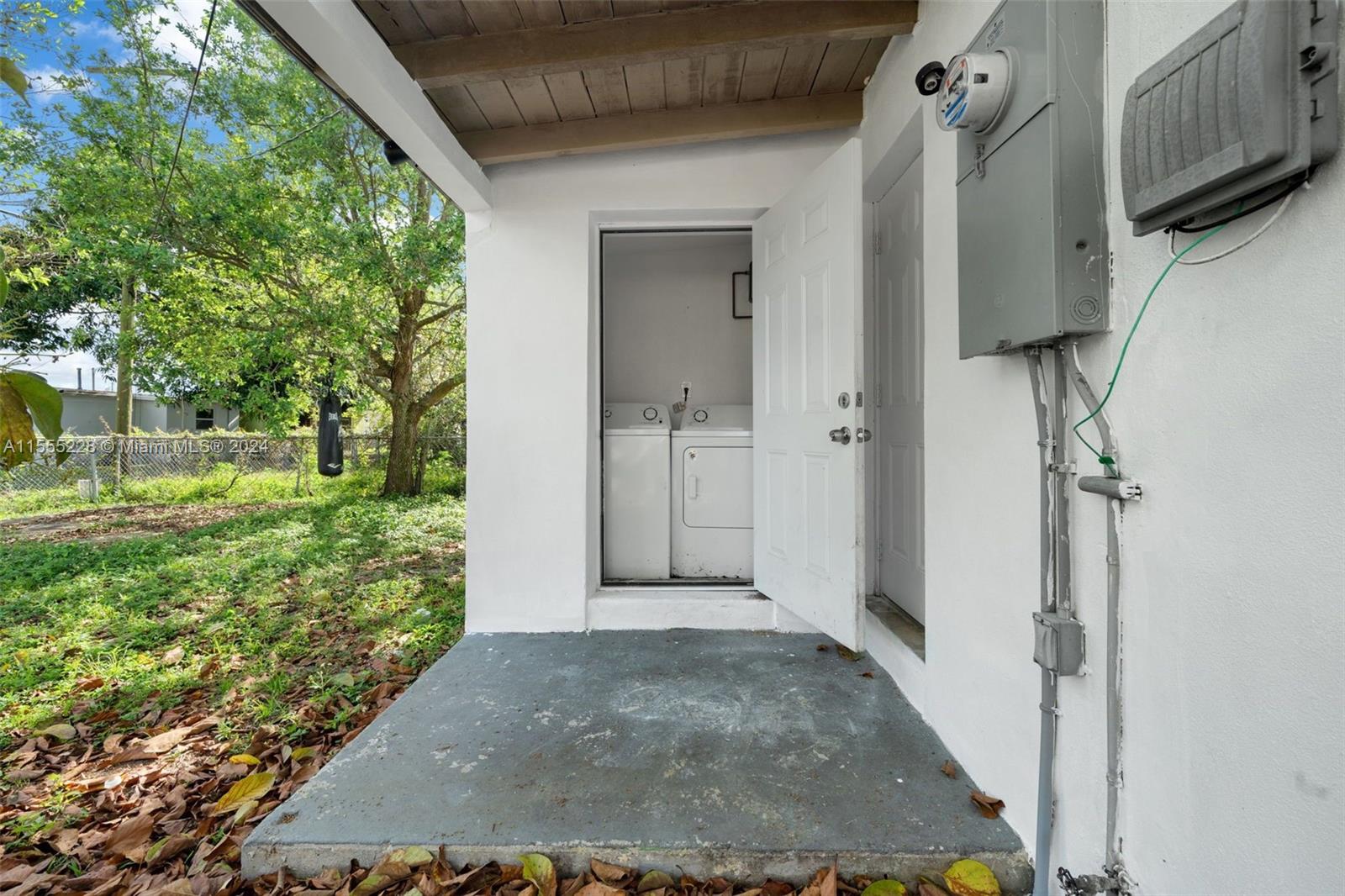 1896 Service Rd # 0, Opa-Locka Unit: 0