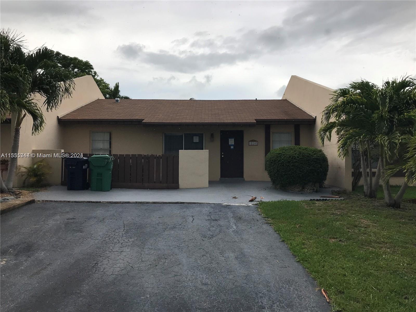 12105 SW 110th St Cir N