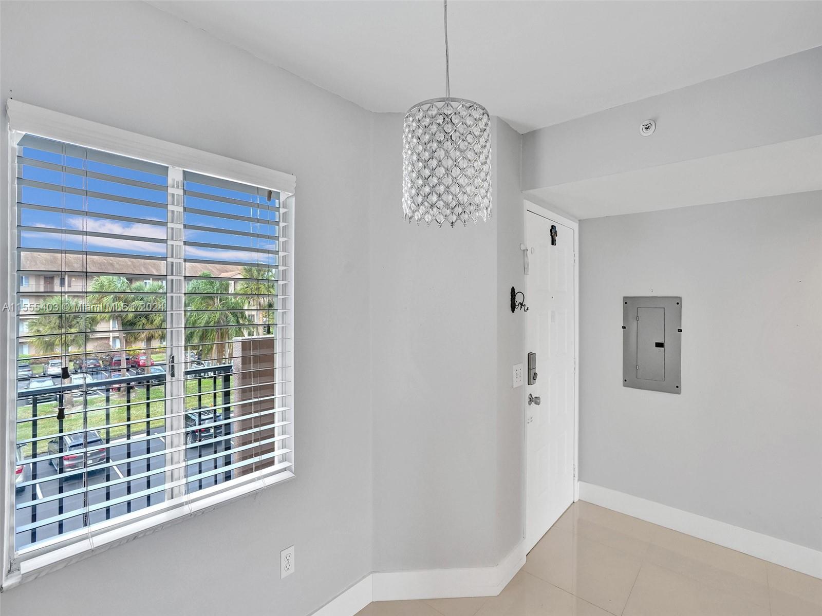 1651 SW 127th Ave # 304A