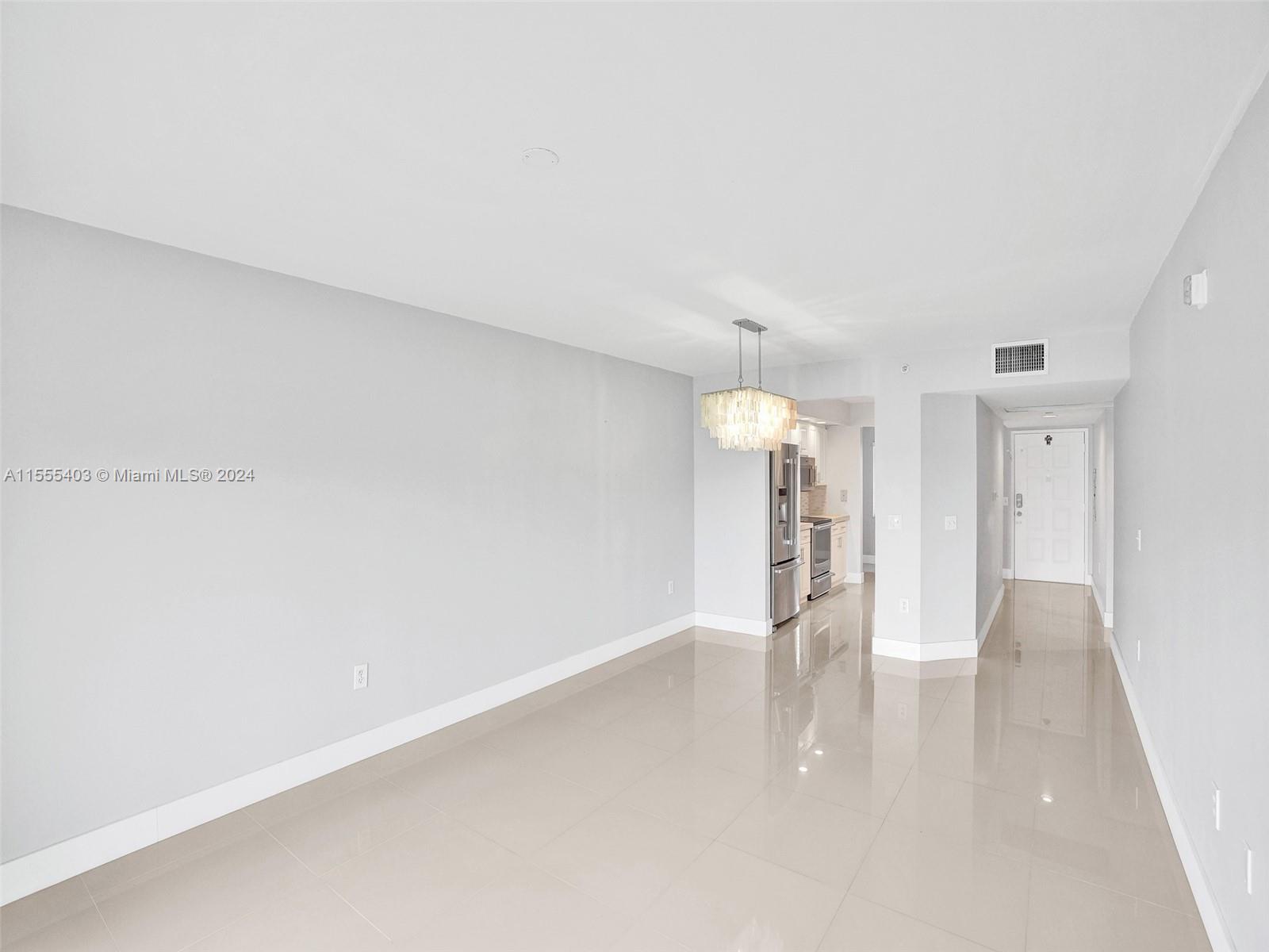 1651 SW 127th Ave # 304A