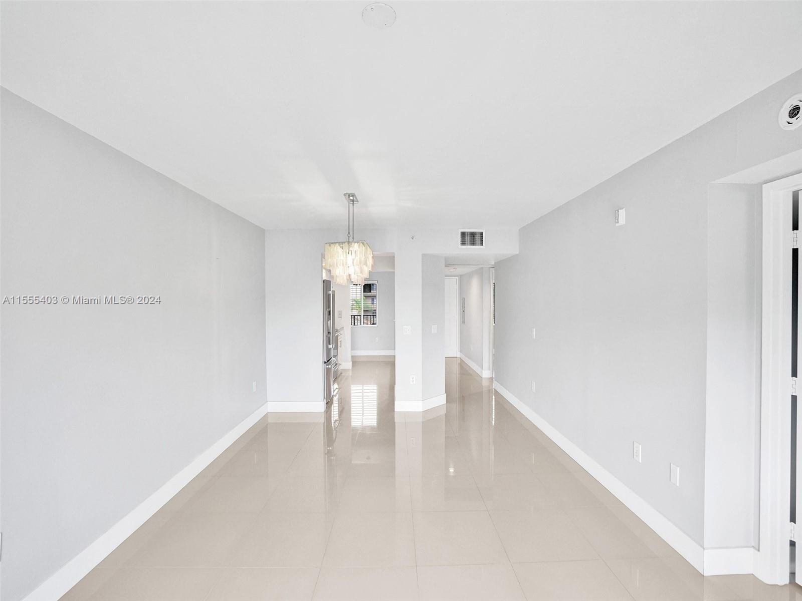 1651 SW 127th Ave # 304A