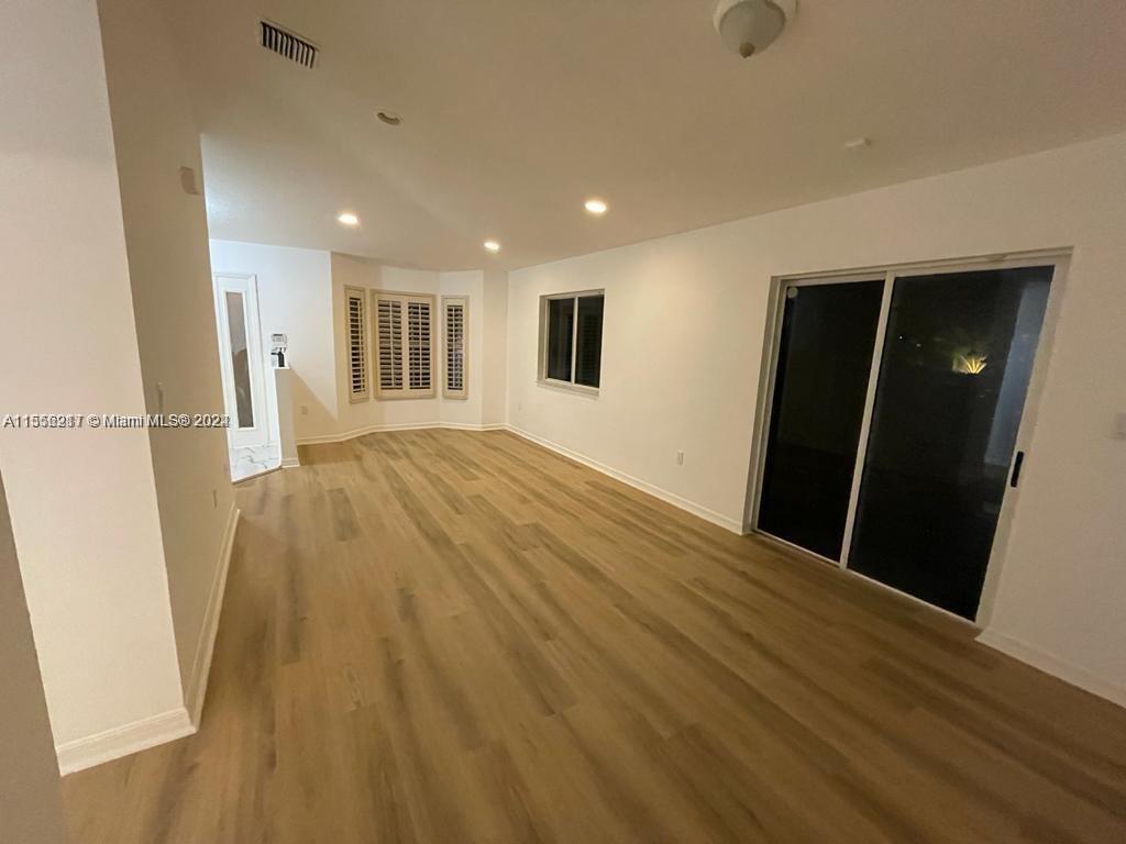 8992 SW 208th Ter