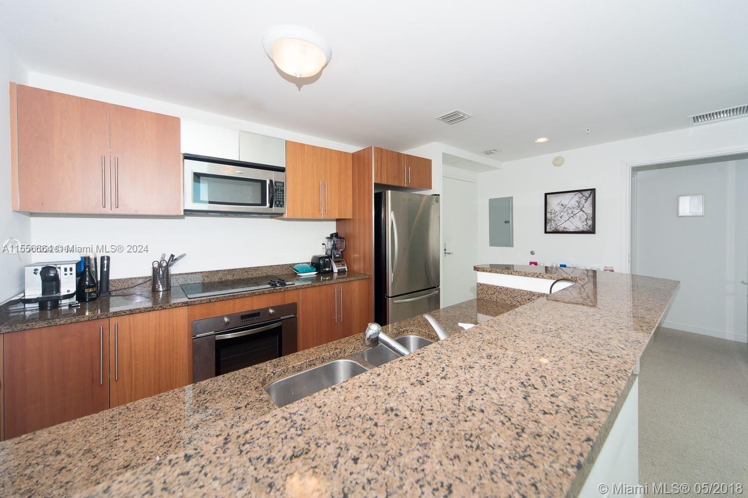 300 S Biscayne Blvd # 2602 Unit: T-2602