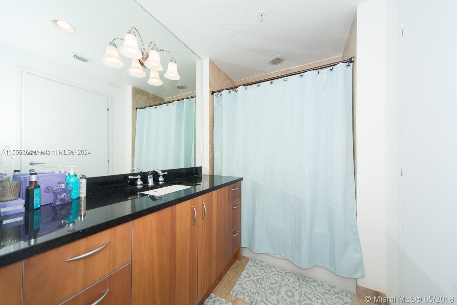 300 S Biscayne Blvd # 2602 Unit: T-2602