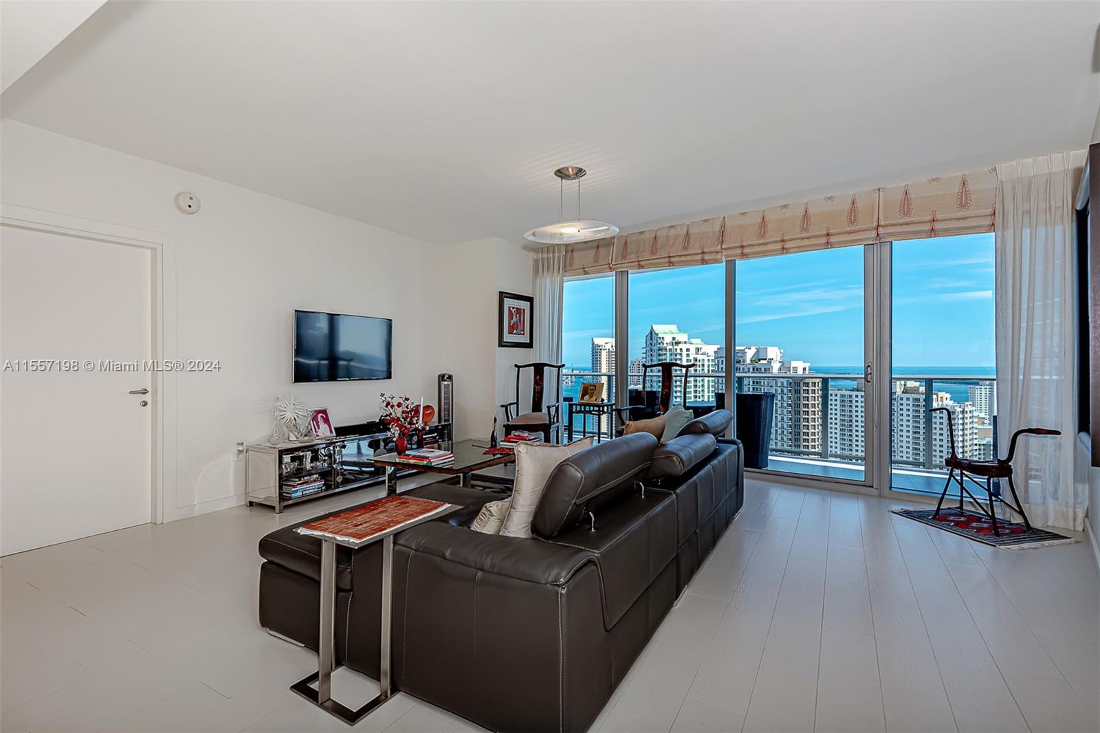 200 S Biscayne Boulevard Way # 3907