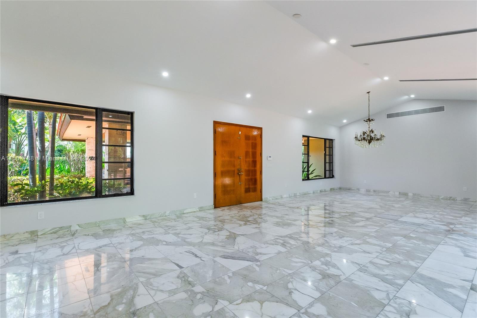 101 Island Dr