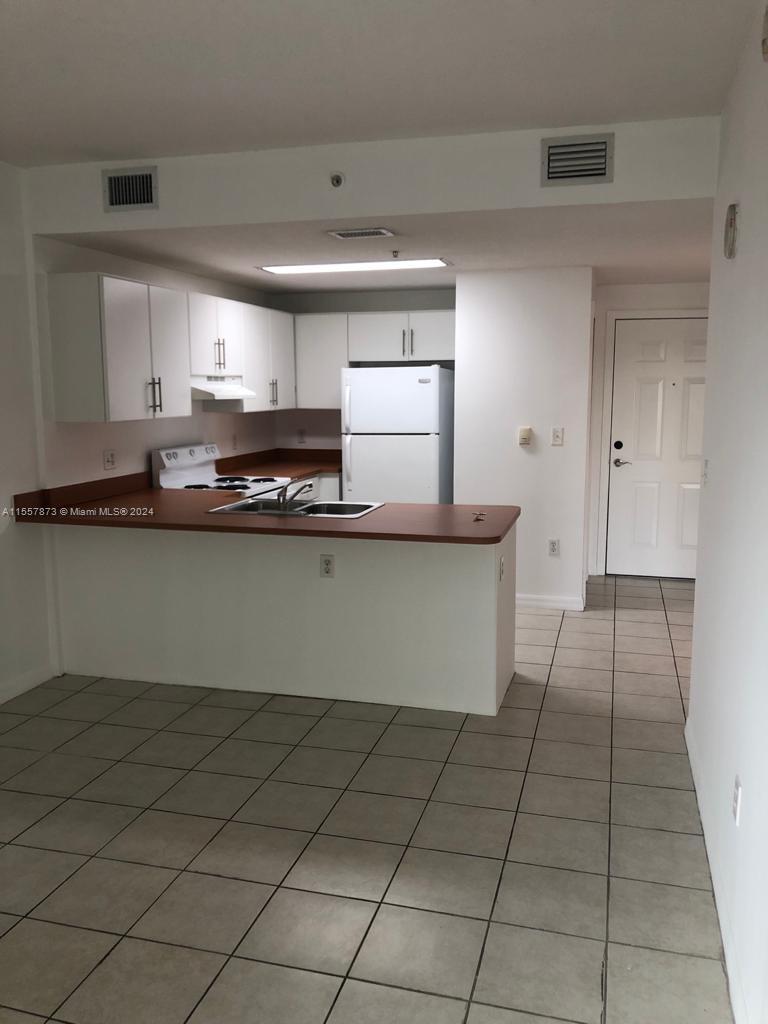 3410 CORAL WAY # 407