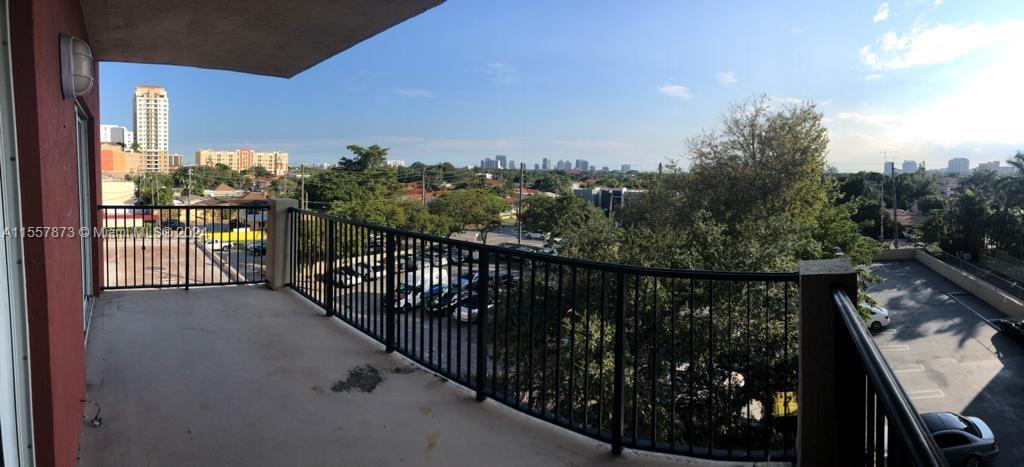 3410 CORAL WAY # 407