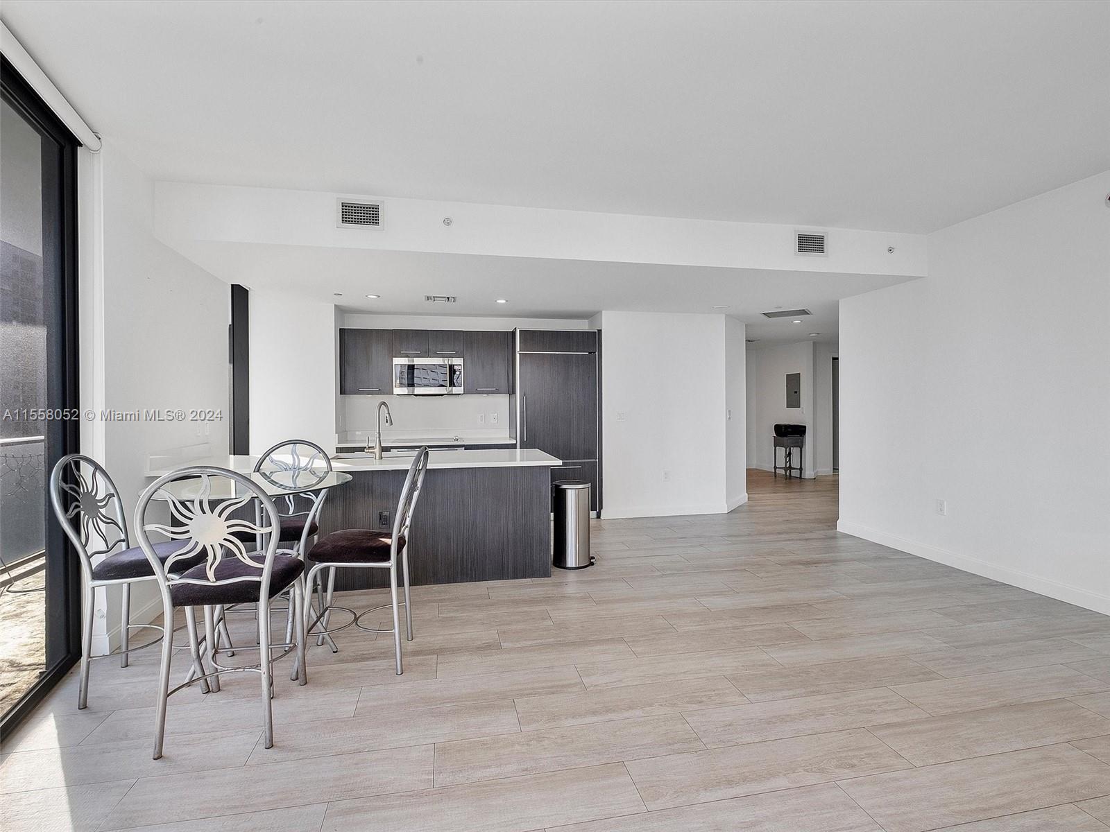 45 SW 9th St # 2203