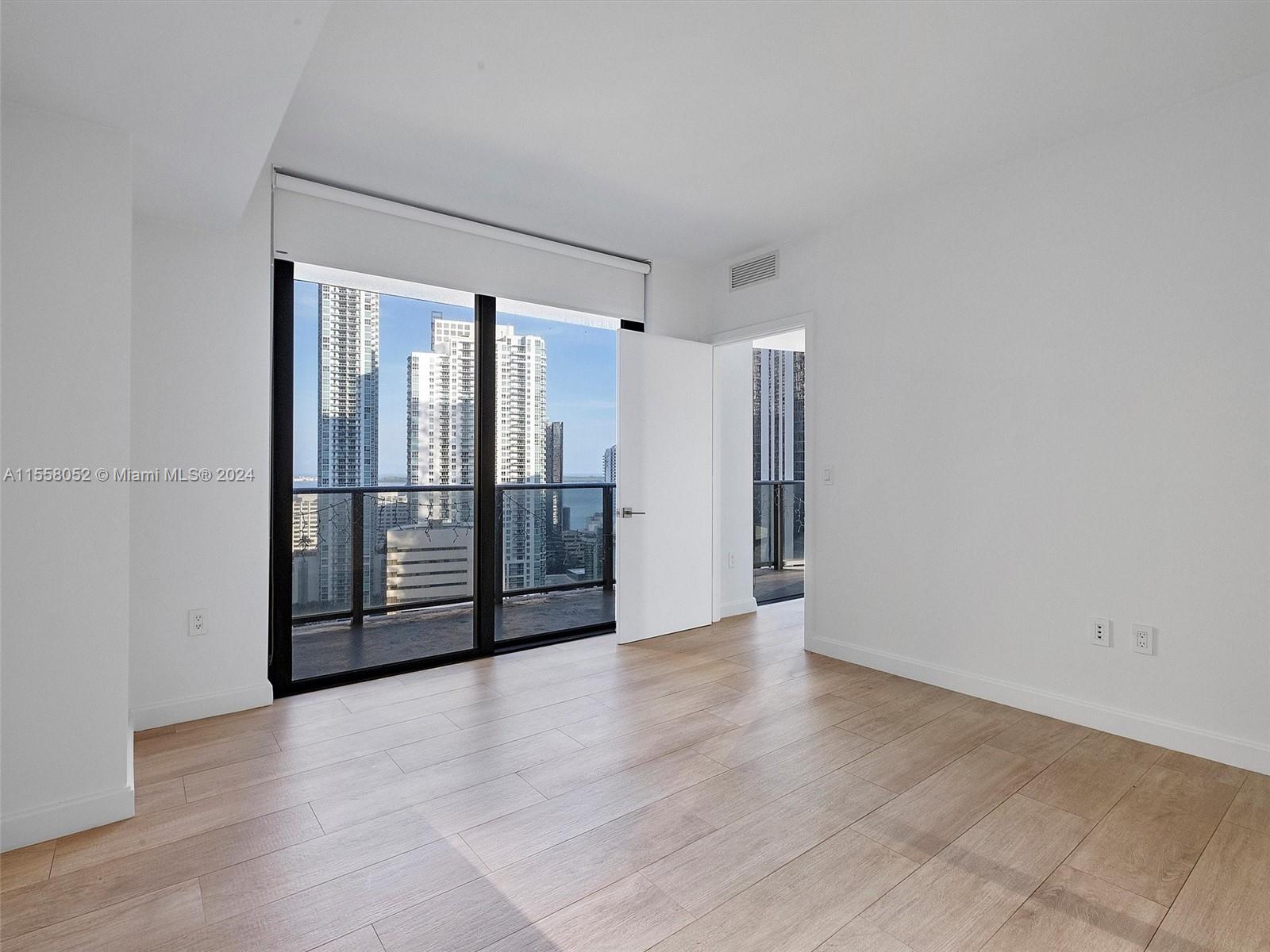 45 SW 9th St # 2203
