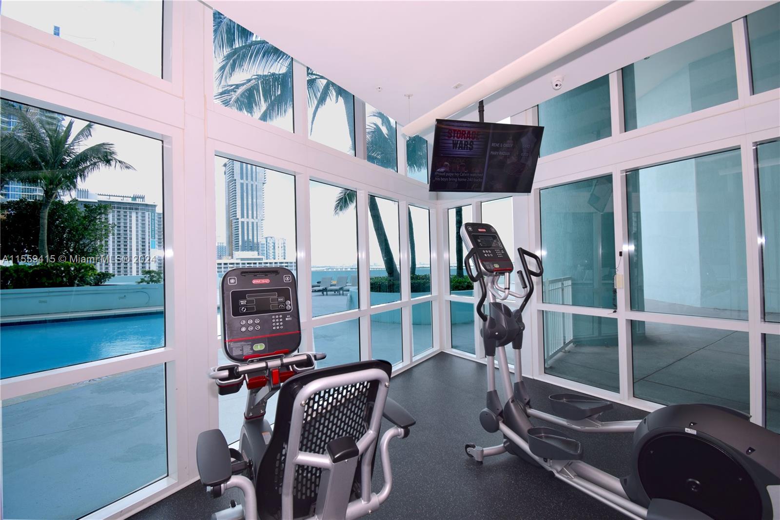 1900 N Bayshore Dr # 2804