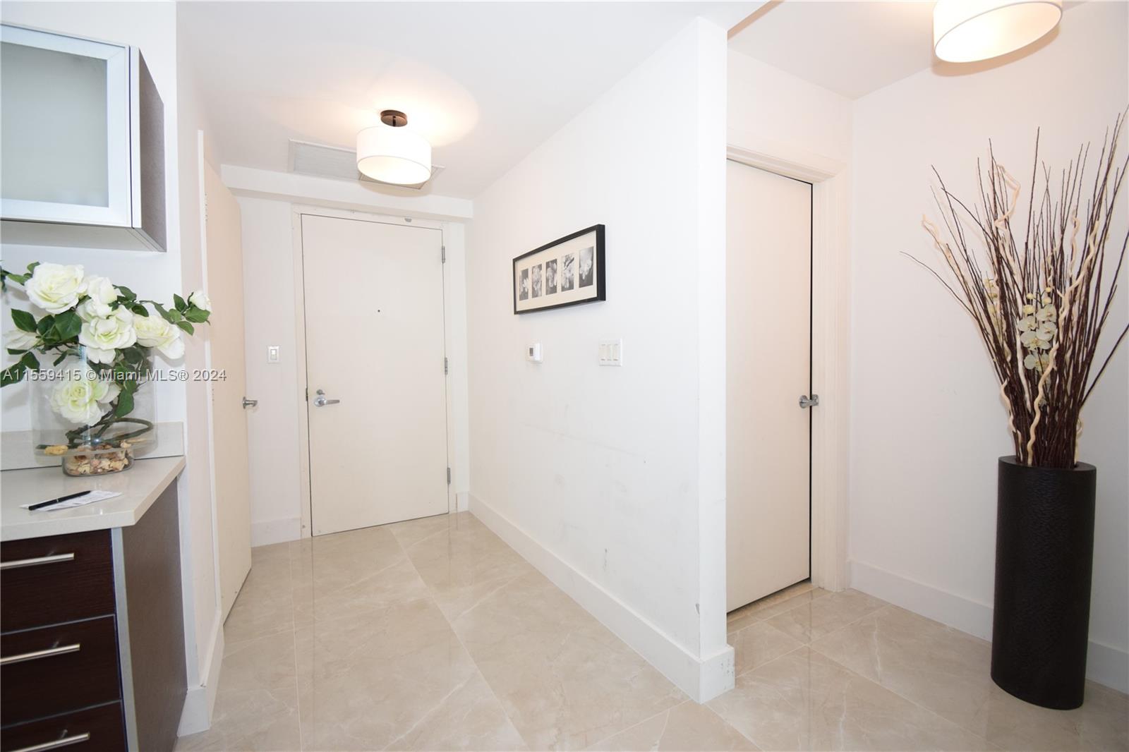 1900 N Bayshore Dr # 2804