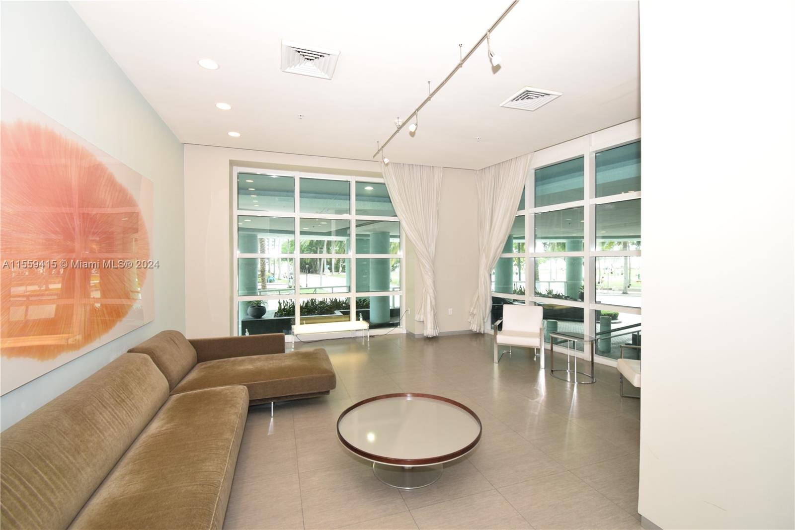 1900 N Bayshore Dr # 2804