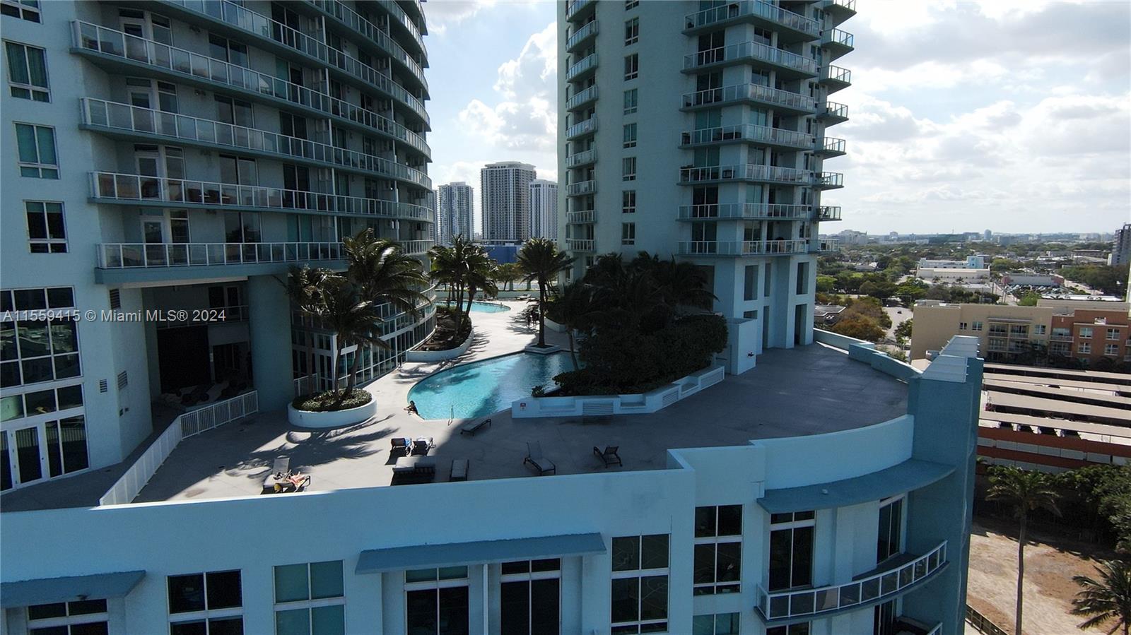 1900 N Bayshore Dr # 2804