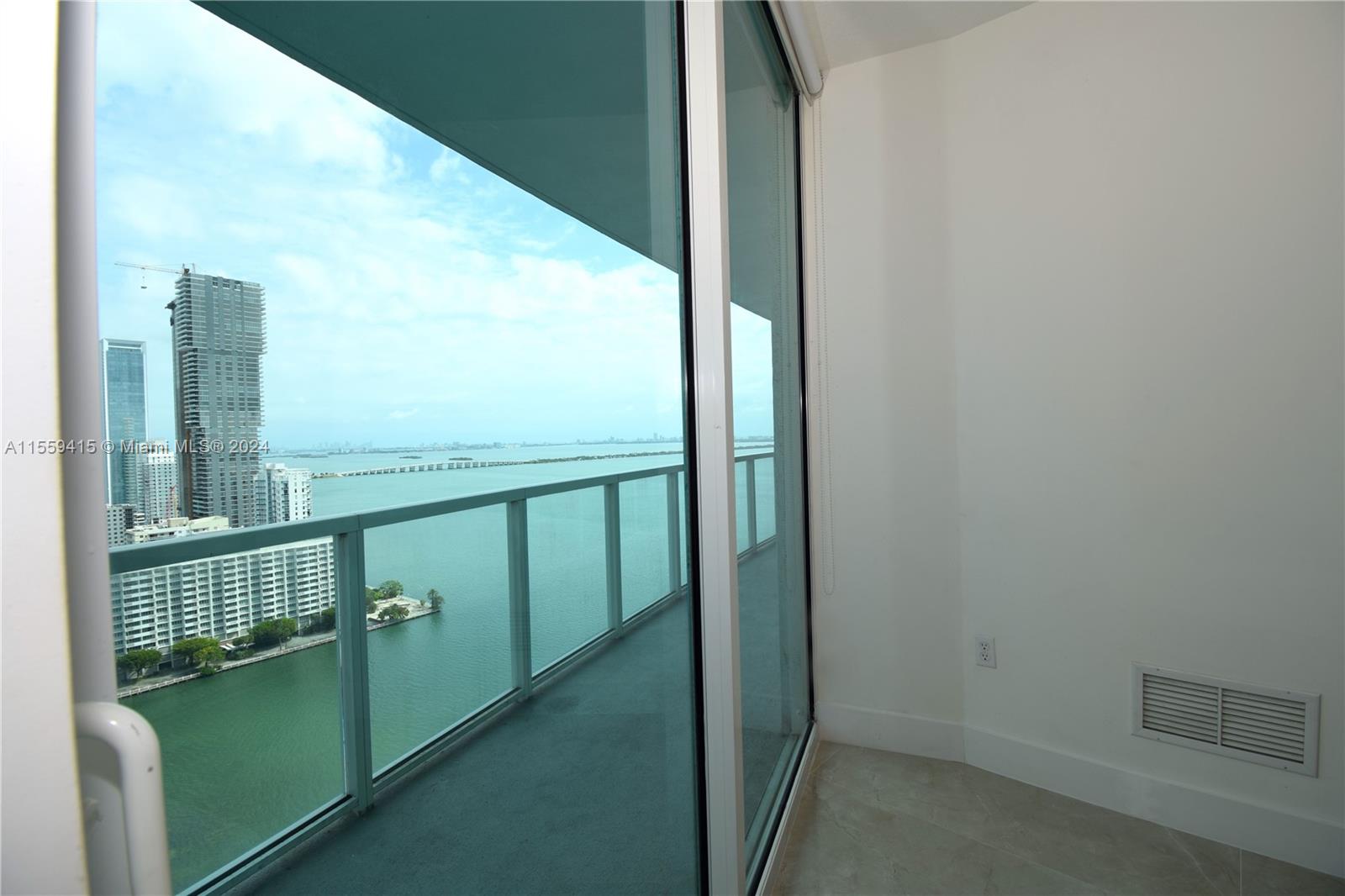 1900 N Bayshore Dr # 2804