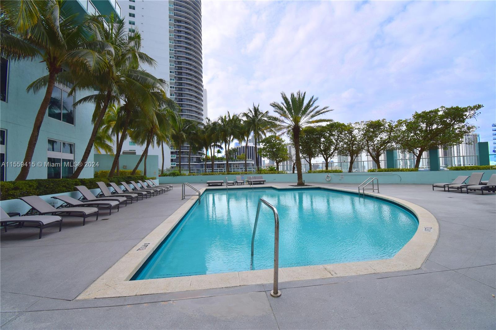 1900 N Bayshore Dr # 2804