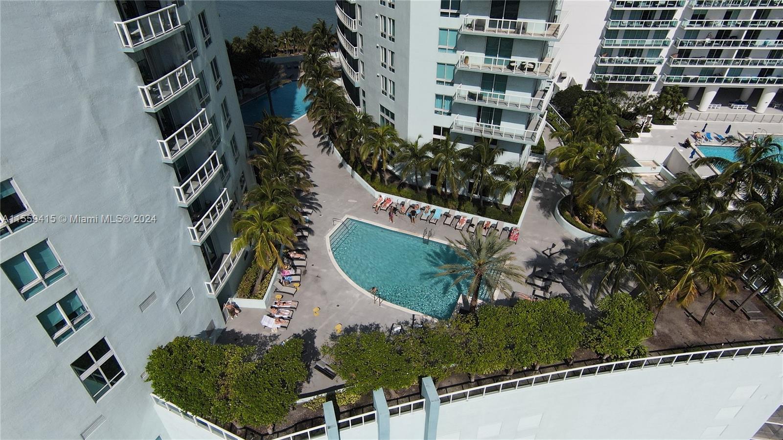 1900 N Bayshore Dr # 2804