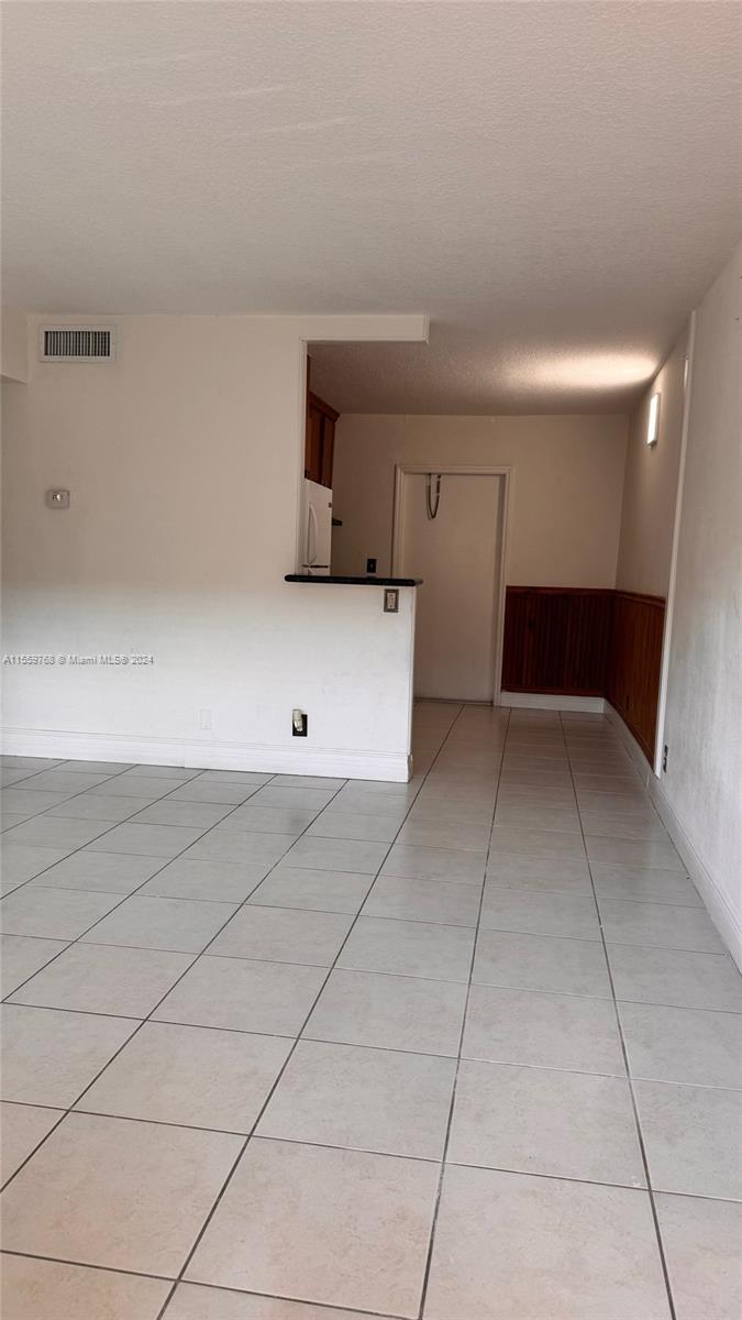4061 N Dixie Hwy # 6