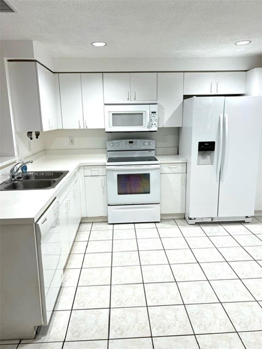 1531 Barcelona Way # 30 Unit: 3-30