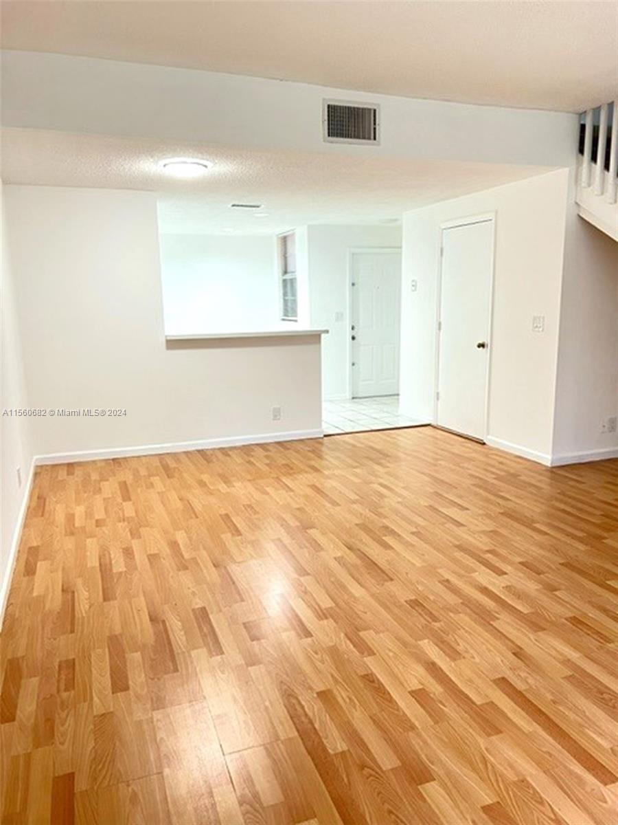 1531 Barcelona Way # 30 Unit: 3-30