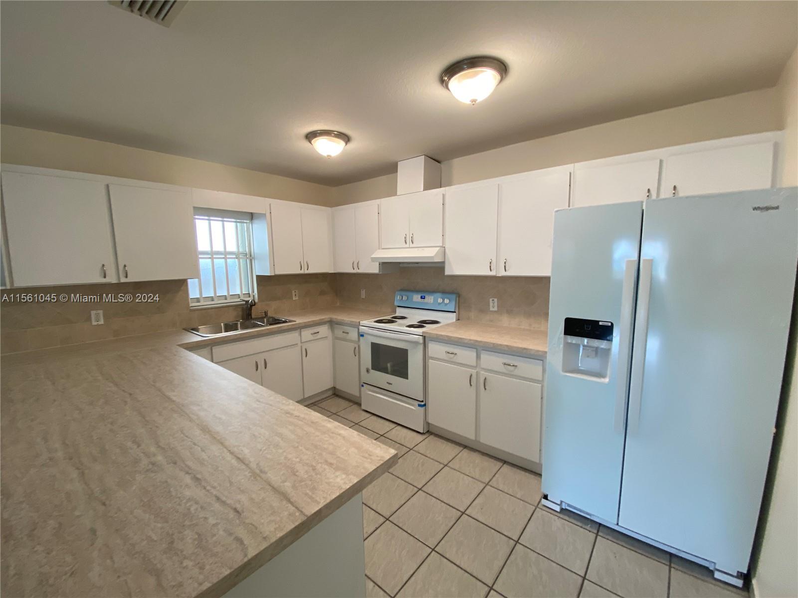 3325 SW 23rd Ter # 0