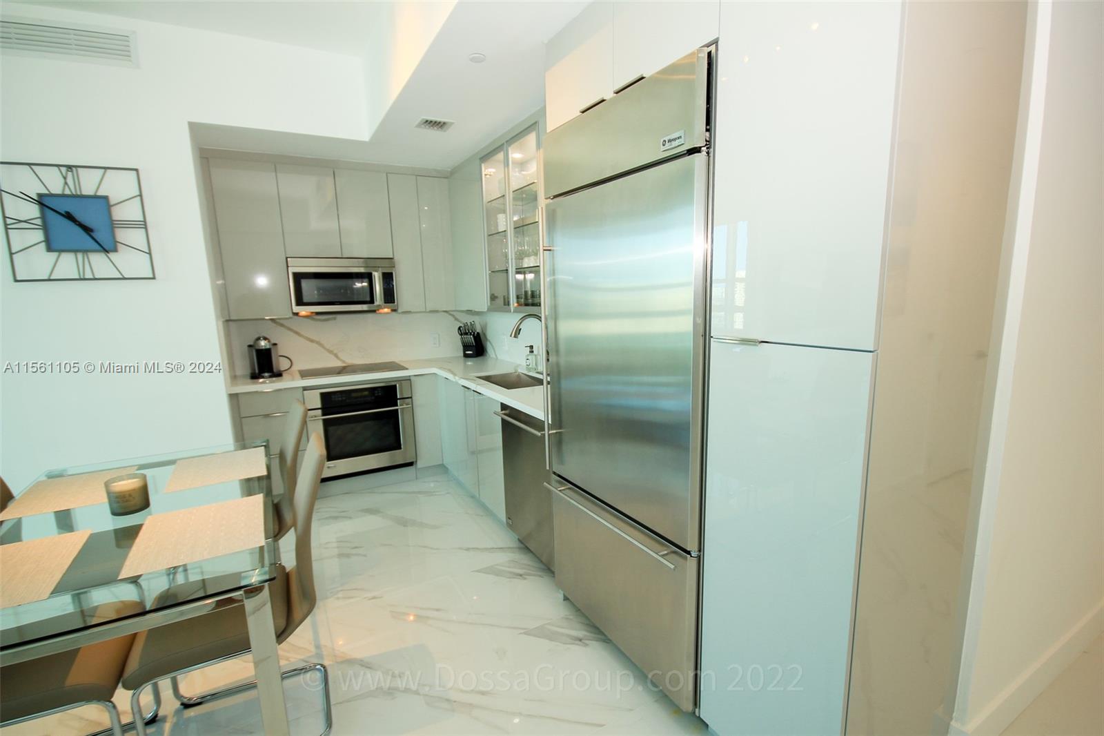 950 Brickell Bay Dr # 4406