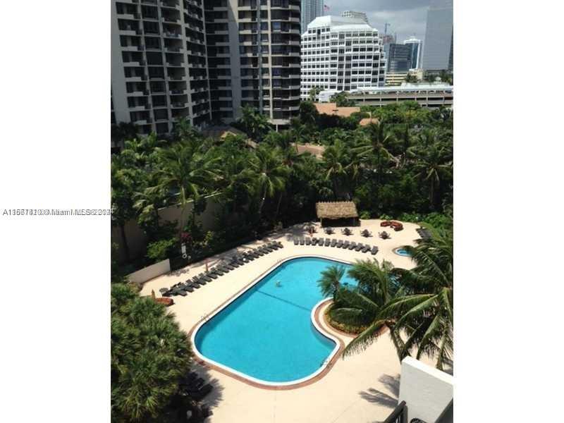 540 Brickell Key Dr # 925