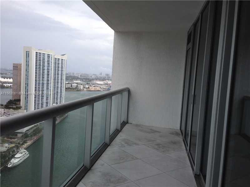 485 BRICKELL AVE # 3303
