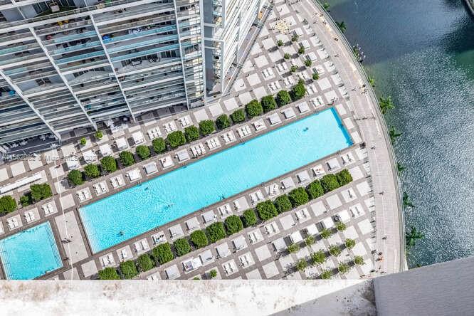 495 Brickell Ave # 4708