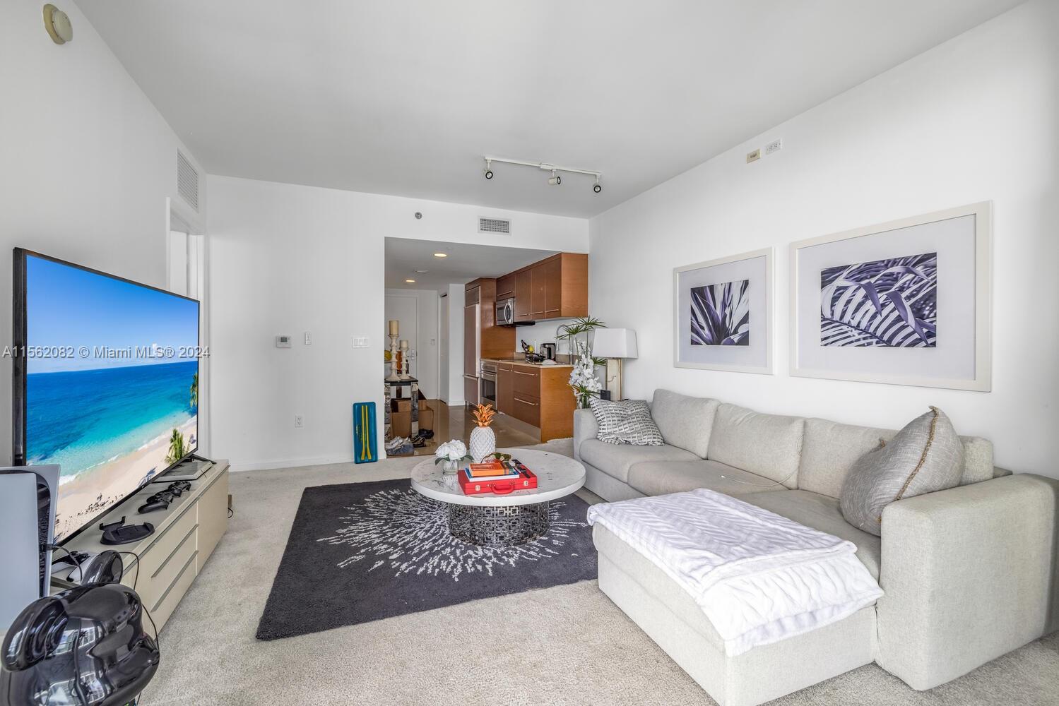 495 Brickell Ave # 4708